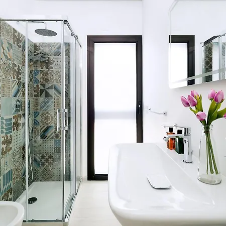 San Lorenzo - Timo 빌라 레이타니