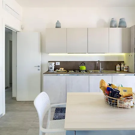 San Lorenzo - Timo 빌라 레이타니